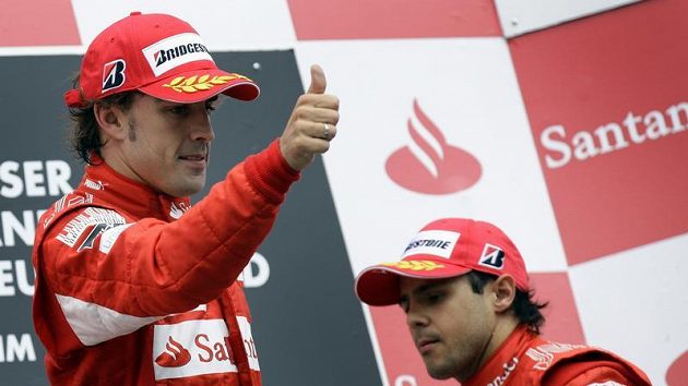 Felipe Massa (vpravo) a Fernando Alonso po GP Německa Felipe Massa (vpravo) a Fernando Alonso po GP Německa