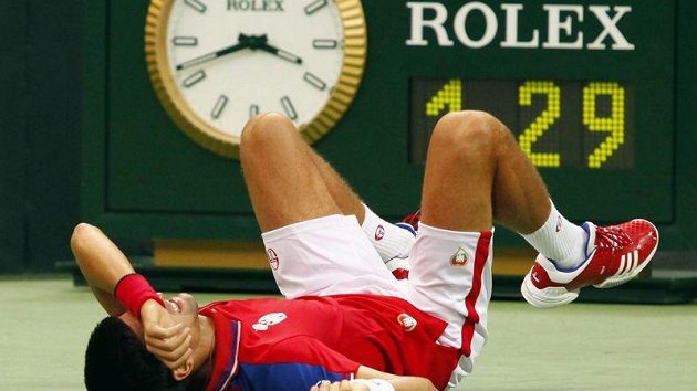 Novak Djokovič musel odstoupit. Novak Djokovič musel odstoupit.