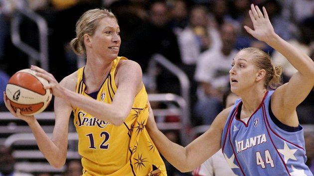 Polka Malgorzata Dydeková (vlevo). Polka Malgorzata Dydeková (vlevo).