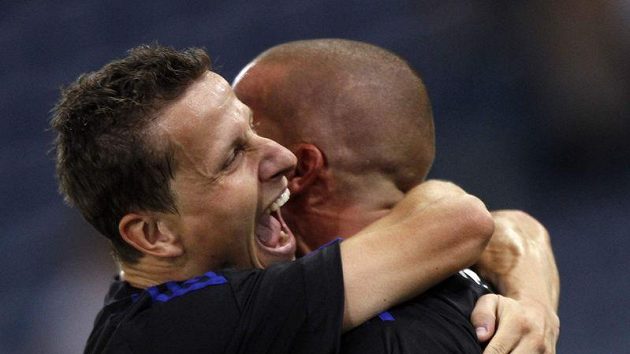 Jiří Kladrubský (vlevo) se raduje s Filipem Šebem z branky do sítě AS Řím. Jiří Kladrubský (vlevo) se raduje s Filipem Šebem z branky do sítě AS Řím.