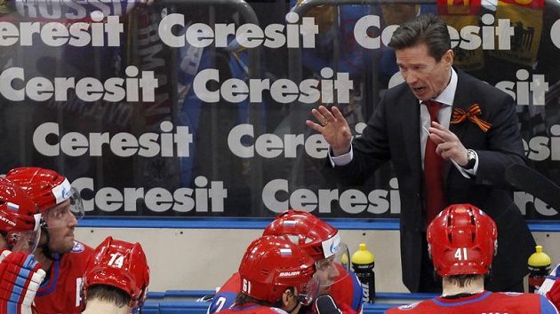 Trenér Vjačeslav Bykov na ruské střídačce už působit nebude. Trenér Vjačeslav Bykov na ruské střídačce už působit nebude.