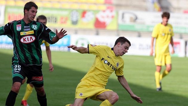 Do Příbrami se vrátil Tomáš Pilík (vlevo). Do Příbrami se vrátil Tomáš Pilík (vlevo).