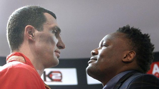 Vladimir Kličko a Dereck Chisora. Vladimir Kličko a Dereck Chisora.