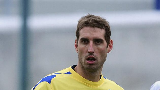 Libor Došek poprvé oblékl dres Teplic v utkání Tipsport ligy s Drážďany. Libor Došek poprvé oblékl dres Teplic v utkání Tipsport ligy s Drážďany.