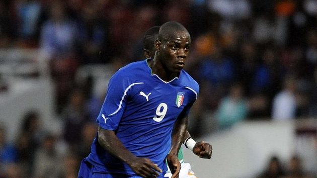 Mario Balotelli je nejlepším juniorem Evropy. Mario Balotelli je nejlepším juniorem Evropy.
