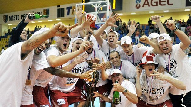 Basketbalisté Nymburka Basketbalisté Nymburka