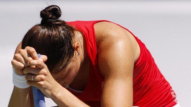 Zklamaná ruská tenistka Dinara Safinová Zklamaná ruská tenistka Dinara Safinová