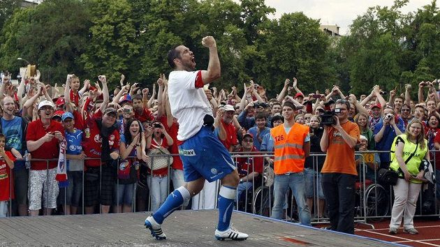 Fotbalisté Plzně získali první historický titul. Fotbalisté Plzně získali první historický titul.