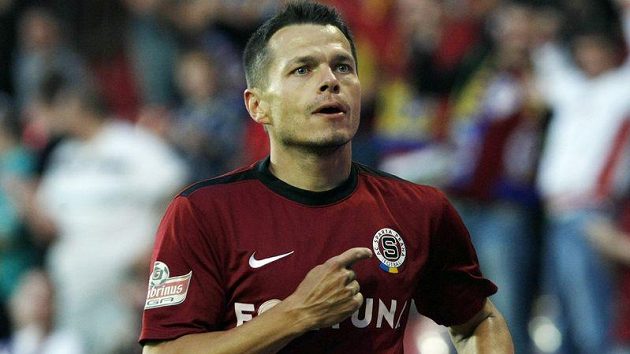 Sparťan Libor Sionko si uvědomuje, že situace je po další prohře svízelná. Sparťan Libor Sionko si uvědomuje, že situace je po další prohře svízelná.