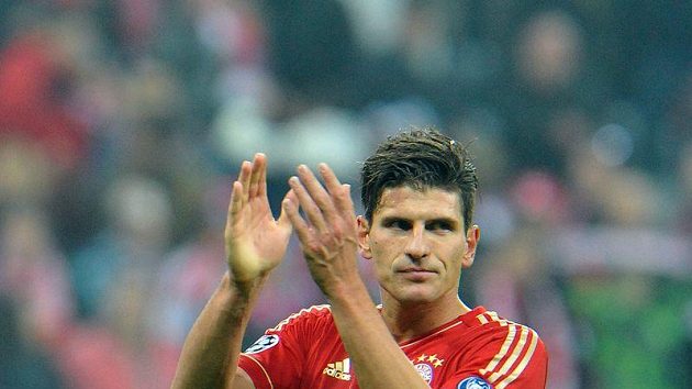Nejlepší střelec bundesligy Mario Gomez dal v dresu Bayernu svůj 17. gól sezóny Nejlepší střelec bundesligy Mario Gomez dal v dresu Bayernu svůj 17. gól sezóny