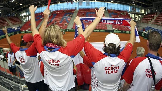 Čeští tenisoví fanoušci v Poreči Čeští tenisoví fanoušci v Poreči