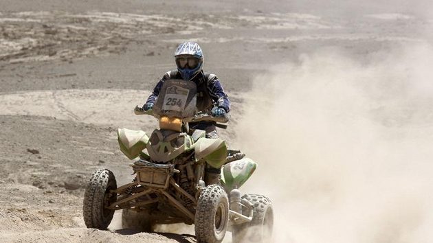 Český závodník na čtyřkolce Oldřich Bražina na Rallye Dakar. Český závodník na čtyřkolce Oldřich Bražina na Rallye Dakar.