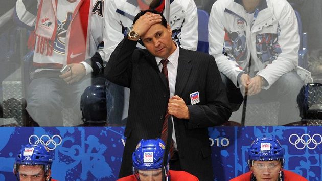 Vladimír Růžička povede hokejovou reprezentaci i na květnovém mistrovství světa v Německu. Vladimír Růžička povede hokejovou reprezentaci i na květnovém mistrovství světa v Německu.