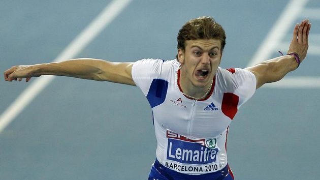 Christophe Lemaitre v cíli barcelonské stovky. Christophe Lemaitre v cíli barcelonské stovky.