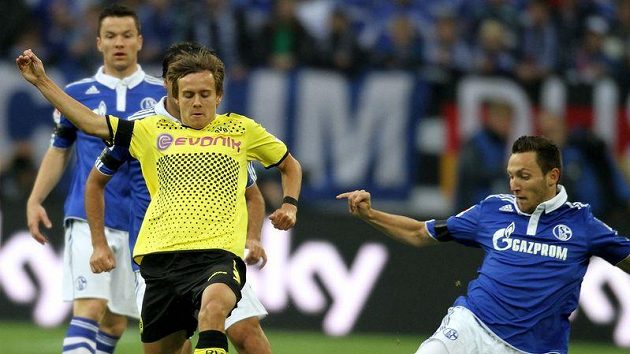 Fotbalisté Schalke 04 porazili v souboji o německý Superpohár ligového mistra z Dortmundu na penalty 4:3 Fotbalisté Schalke 04 porazili v souboji o německý Superpohár ligového mistra z Dortmundu na penalty 4:3