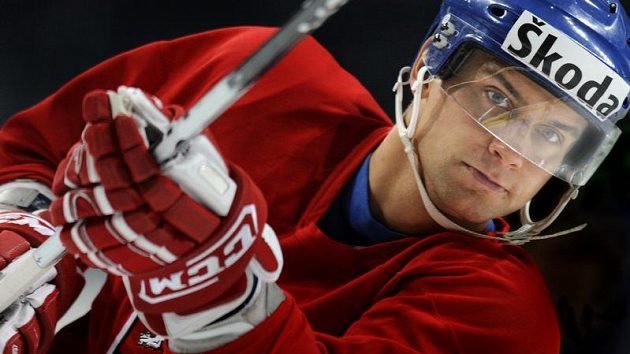 Petr Gřegořek na rozbruslení české reprezentace před zápasem se Švédskem Petr Gřegořek na rozbruslení české reprezentace před zápasem se Švédskem