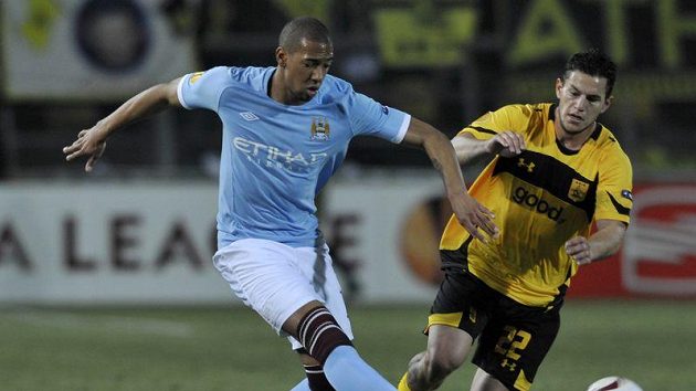 Jerome Boateng (vlevo) v dresu City. Jerome Boateng (vlevo) v dresu City.