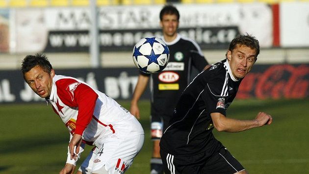 Daniel Huňa z Příbrami (vpravo) a David Hubáček ze Slavie Daniel Huňa z Příbrami (vpravo) a David Hubáček ze Slavie