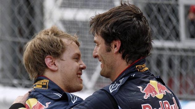 Red Bullu se v Turecku opět dařilo, Webber skončil v kvalifikaci první, Vettel třetí. Red Bullu se v Turecku opět dařilo, Webber skončil v kvalifikaci první, Vettel třetí.