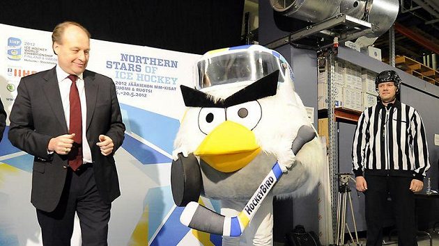 Maskot pro hokejové mistrovství světa, které se v roce 2012 uskuteční ve Švédsku a Finsku. Maskot pro hokejové mistrovství světa, které se v roce 2012 uskuteční ve Švédsku a Finsku.