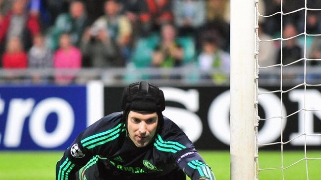Petr Čech se rekordu nedočkal. Chelsea si uřízla ostudu se Sunderlandem. Petr Čech se rekordu nedočkal. Chelsea si uřízla ostudu se Sunderlandem.
