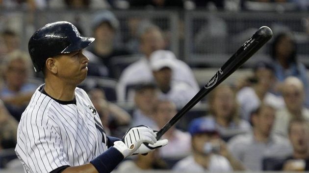 Alex Rodriguez po odpalu. Alex Rodriguez po odpalu.