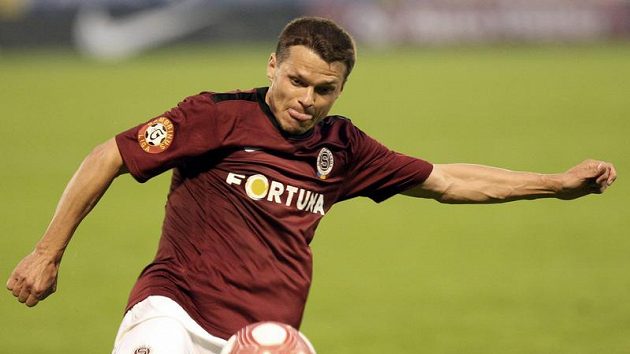 Sparťan Libor Sionko během utkání v Ostravě. Sparťan Libor Sionko během utkání v Ostravě.