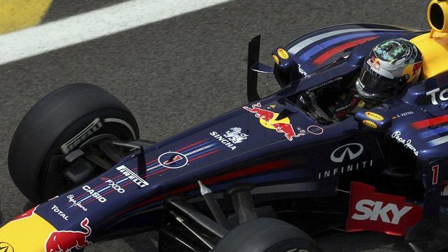 Sebastian Vettel během kvalifikace na VC Brazílie Sebastian Vettel během kvalifikace na VC Brazílie