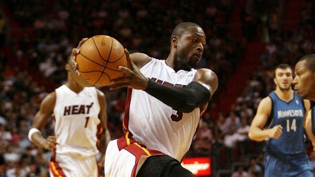 Basketbalisté Miami natáhli vítěznou šňůru na pět zápasů. Basketbalisté Miami natáhli vítěznou šňůru na pět zápasů.