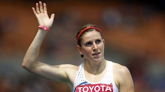 Zuzana Hejnová zdraví díváky v Tegu, dějišti mistrovství světa v atletice Zuzana Hejnová zdraví díváky v Tegu, dějišti mistrovství světa v atletice