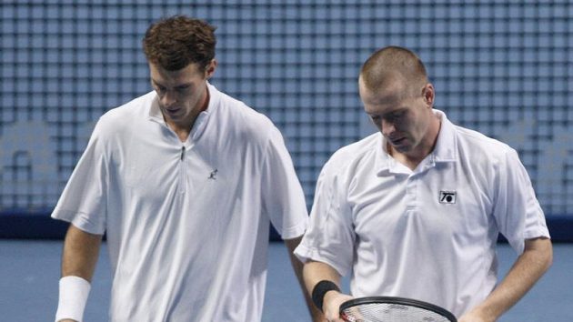 Slovák Michal Mertiňák (vpravo) a Čech František Čermák na Turnaji mistrů v Londýně Slovák Michal Mertiňák (vpravo) a Čech František Čermák na Turnaji mistrů v Londýně