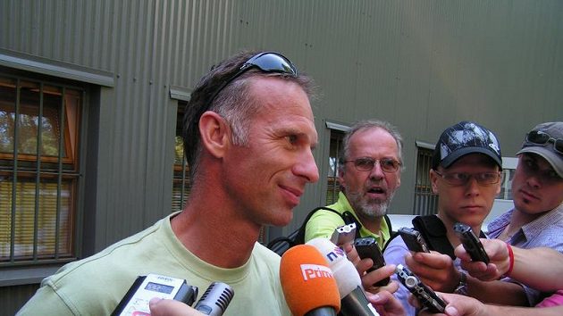 Dominik Hašek Dominik Hašek