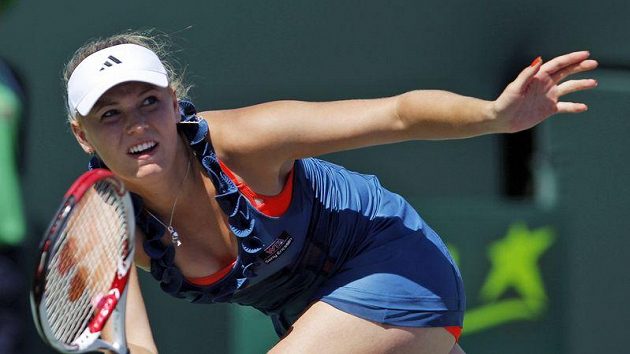 Dánská tenistka Caroline Wozniacká prohrála ve Stuttgartu ve finále s Görgesovou. Dánská tenistka Caroline Wozniacká prohrála ve Stuttgartu ve finále s Görgesovou.