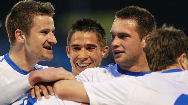 Fotbalisté Baníku Ostrava (zleva) Tomáš Frejlach, Lukasz Zejdler a Antonín Fantiš. Ilustrační foto. Fotbalisté Baníku Ostrava (zleva) Tomáš Frejlach, Lukasz Zejdler a Antonín Fantiš. Ilustrační foto.