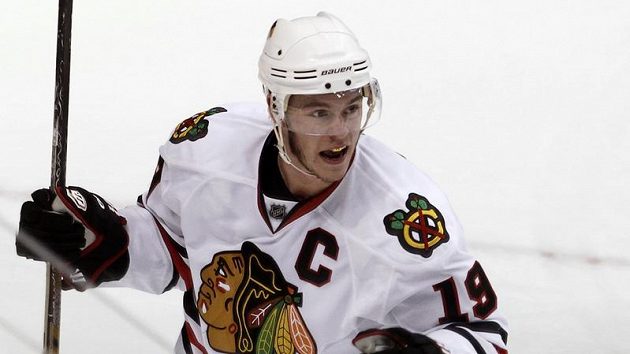 Jonathan Toews z Chicaga zatím nemá v produktivitě play-off konkurenci. Jonathan Toews z Chicaga zatím nemá v produktivitě play-off konkurenci.