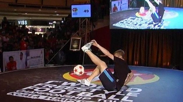 MS ve fotbalovém freestylu. MS ve fotbalovém freestylu.