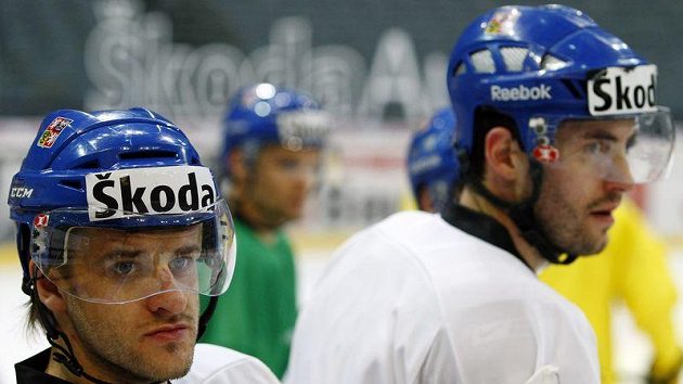 Jan Marek (vlevo) na tréninku hokejové reprezentace Jan Marek (vlevo) na tréninku hokejové reprezentace