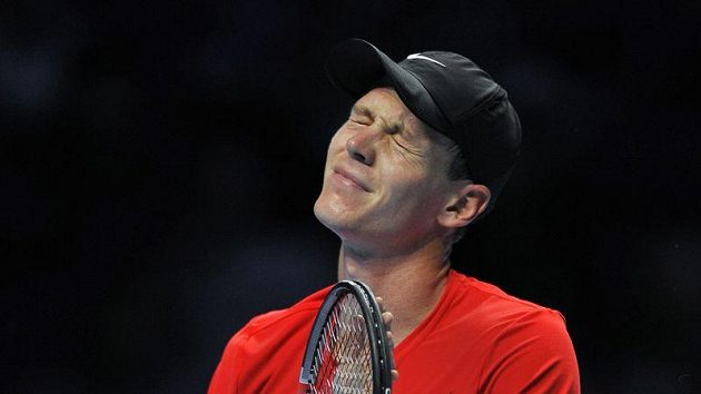 Tomáš Berdych při utkání Turnaje mistrů s Djokovičem Tomáš Berdych při utkání Turnaje mistrů s Djokovičem