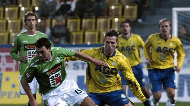 Loučkův Jablonec (v zeleném) jede do Plzně, Vachouškovy Teplice hostí Příbram. Loučkův Jablonec (v zeleném) jede do Plzně, Vachouškovy Teplice hostí Příbram.