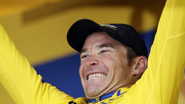 Thomas Voeckler si na Tour drží žlutý trikot. Thomas Voeckler si na Tour drží žlutý trikot.