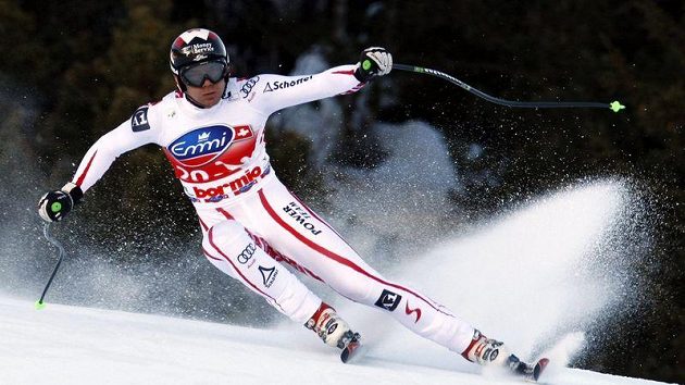 Michael Walchhofer při sjezdu v italském Bormiu. Michael Walchhofer při sjezdu v italském Bormiu.