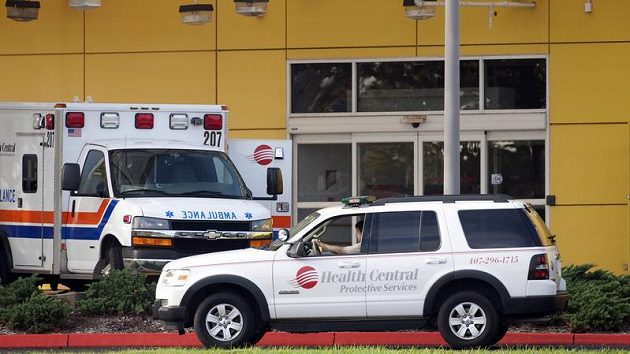 Ambulance před nemocnicí ve městě Occoee, kam byla odvezena tchyně Tigera Woodse Barbra Holmbergová. Ambulance před nemocnicí ve městě Occoee, kam byla odvezena tchyně Tigera Woodse Barbra Holmbergová.