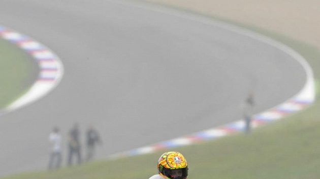 Valentino Rossi při sobotním tréninku na Velkou cenu ČR v Brně Valentino Rossi při sobotním tréninku na Velkou cenu ČR v Brně