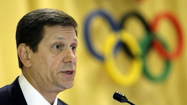 Vicepremiér Alexander Zhukov na čtvrteční tiskové konferenci. Vicepremiér Alexander Zhukov na čtvrteční tiskové konferenci.