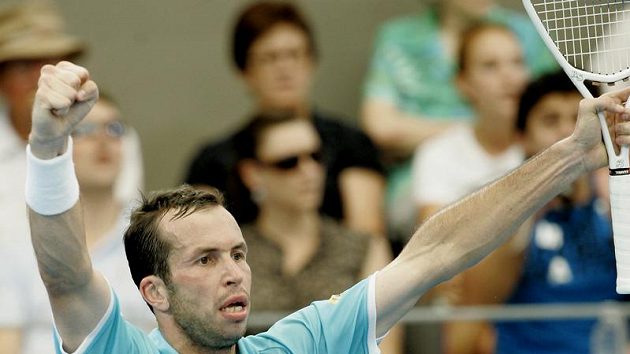 Radek Štěpánek se raduje z postupu do finále turnaje v Brisbane Radek Štěpánek se raduje z postupu do finále turnaje v Brisbane