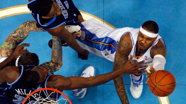 Výkon Akkariho by se neztratil ani ve slavné NBA Výkon Akkariho by se neztratil ani ve slavné NBA
