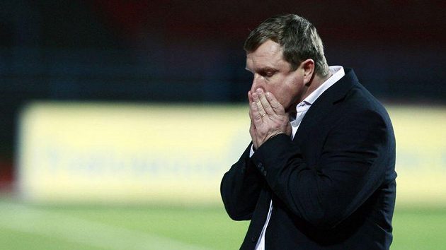 Plzeňský trenér Pavel Vrba nevěřil vlastním očím. Se Slavií to byl totální kolaps. Plzeňský trenér Pavel Vrba nevěřil vlastním očím. Se Slavií to byl totální kolaps.