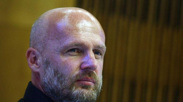 Trenérovi Michalu Bíálkovi nebylo po zápase se Španělsakem moc příjemně. Trenérovi Michalu Bíálkovi nebylo po zápase se Španělsakem moc příjemně.