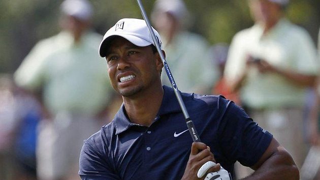 Grimasa Tigera Woodse hovoří za vše. Americký golfista kvůli zranění Players Championship vzdal. Grimasa Tigera Woodse hovoří za vše. Americký golfista kvůli zranění Players Championship vzdal.