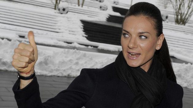 Kandidaturu Ruska na fotbalové MS 2018 přijela do Curychu osobně podpořit i tyčkařka Jelena Isinbajevová. Kandidaturu Ruska na fotbalové MS 2018 přijela do Curychu osobně podpořit i tyčkařka Jelena Isinbajevová.